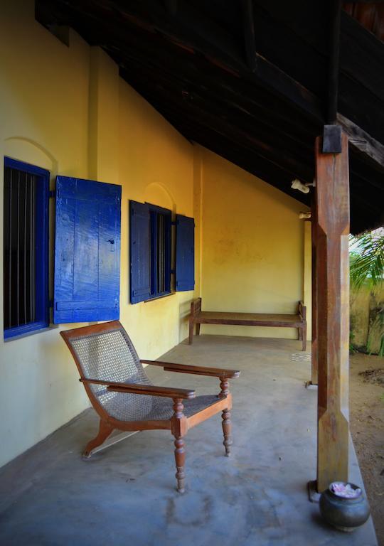 15Lmd Villa In Front Of The Lagoon باتيكالوا الغرفة الصورة